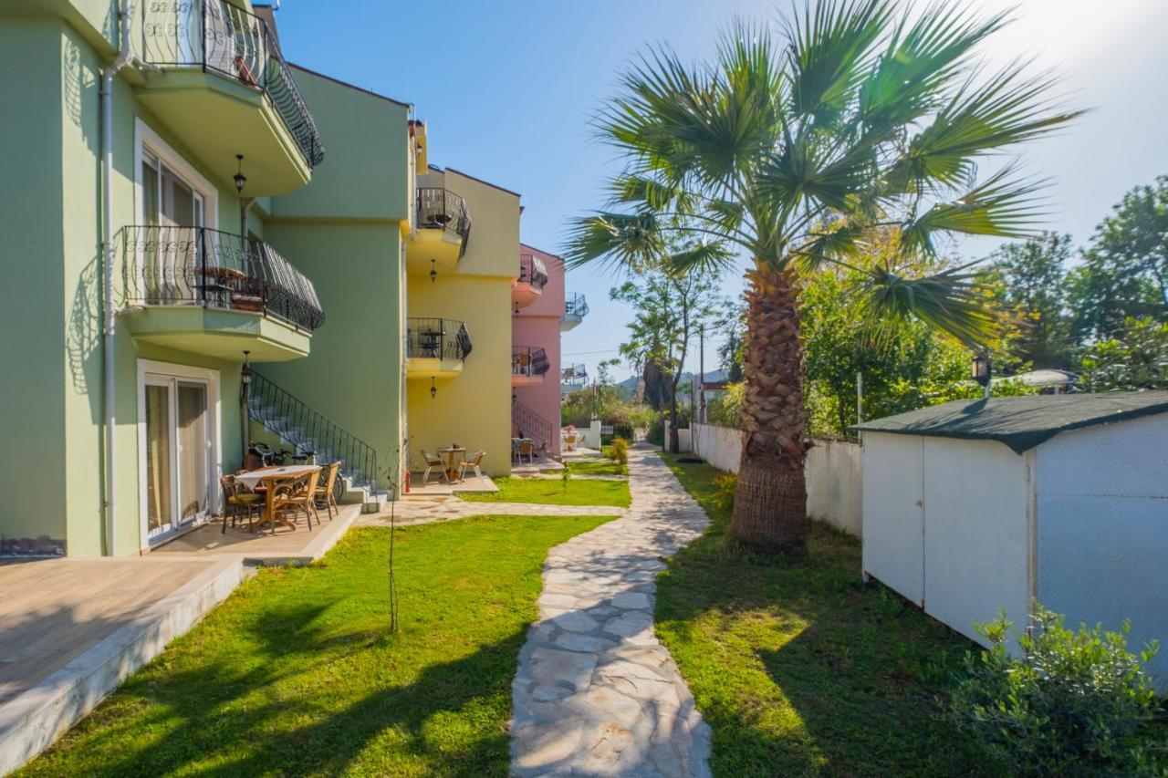 Infinity Lily Apartments Фетие Екстериор снимка