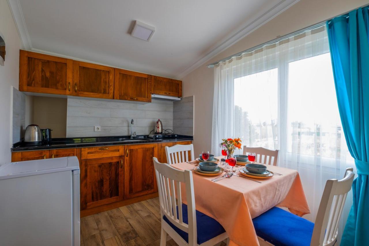 Infinity Lily Apartments Фетие Екстериор снимка