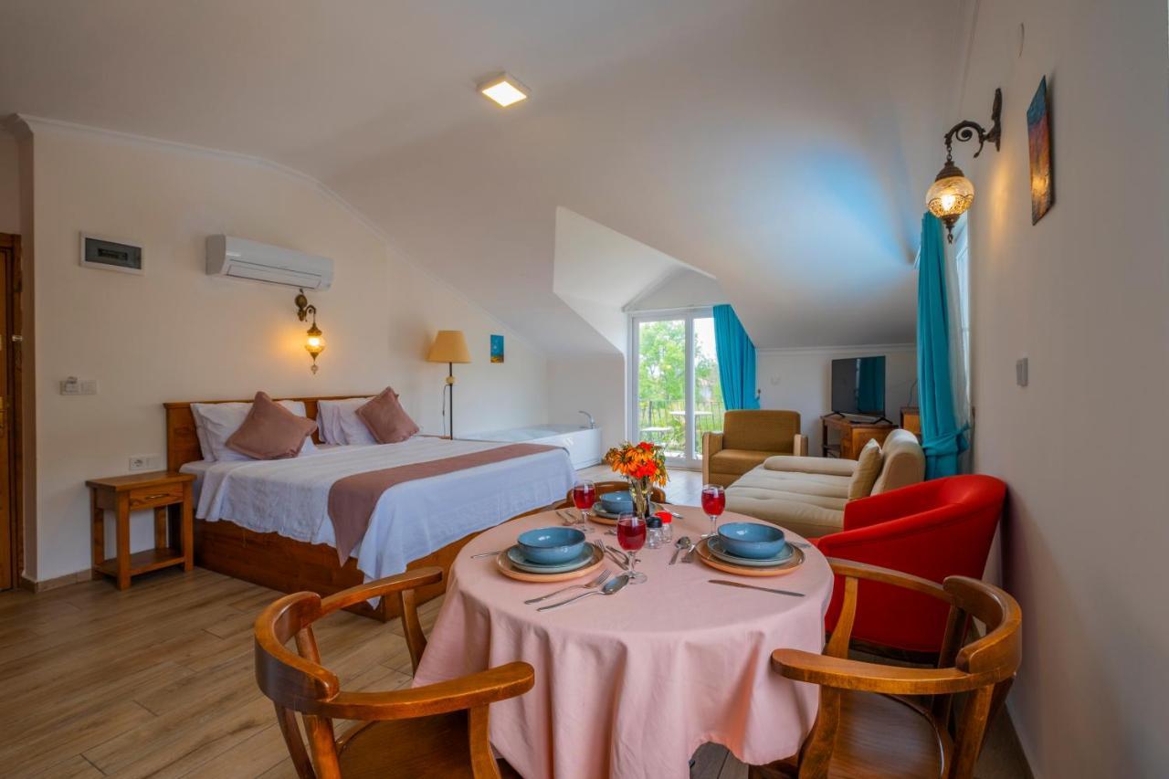 Infinity Lily Apartments Фетие Екстериор снимка