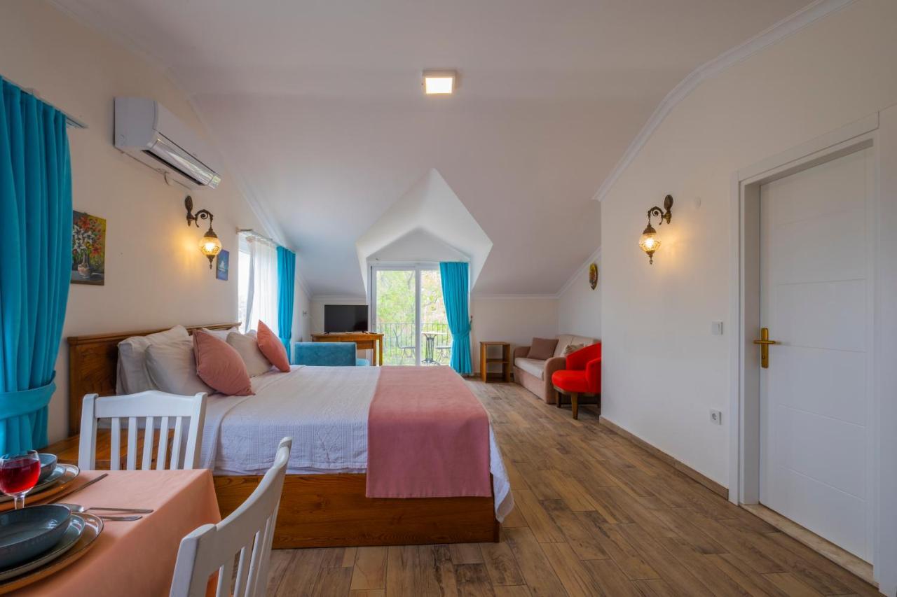Infinity Lily Apartments Фетие Екстериор снимка